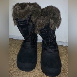 Khombu Winter Boots‼️❄️
~Good for a trip to the mountains/winter season!~